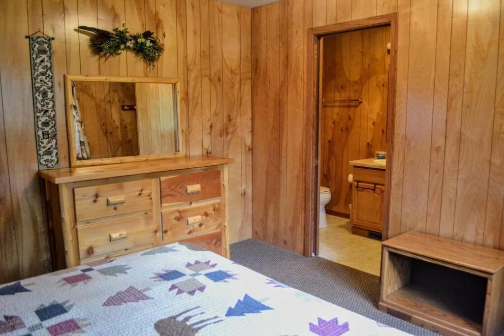 Nitschke'S Resort Cabin #15 มิน็อคคัว ภายนอก รูปภาพ